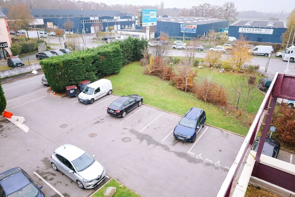 Фото Kyriad Direct Chilly Mazarin