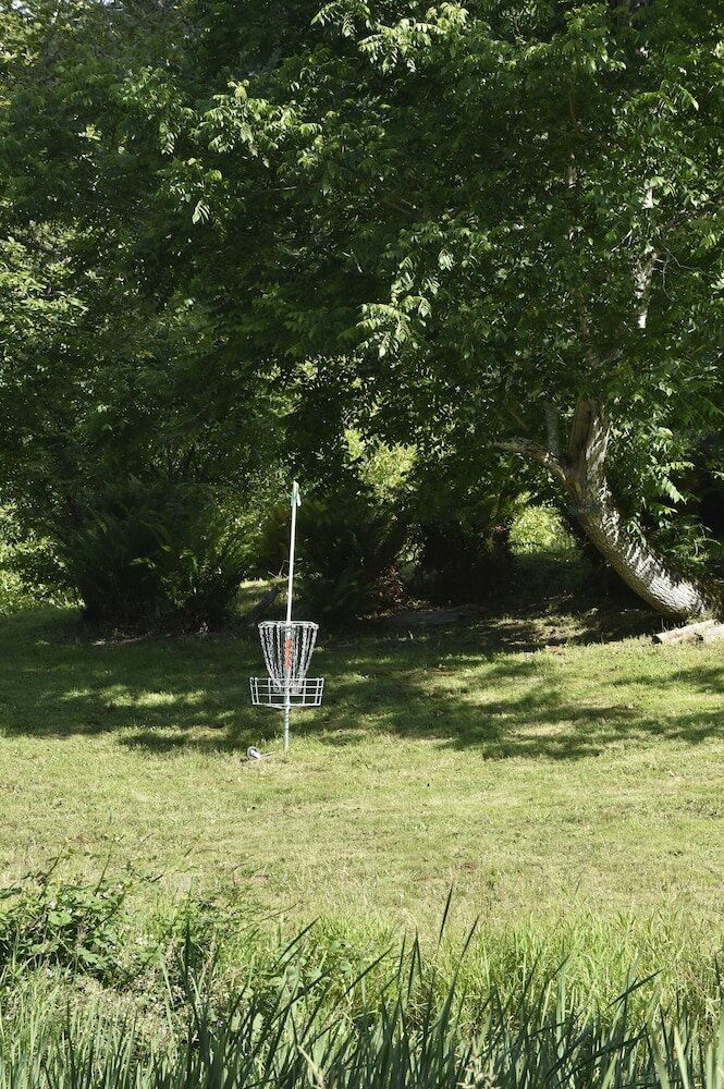 Фото Lucky Mud Inn and Disc Golf Resort