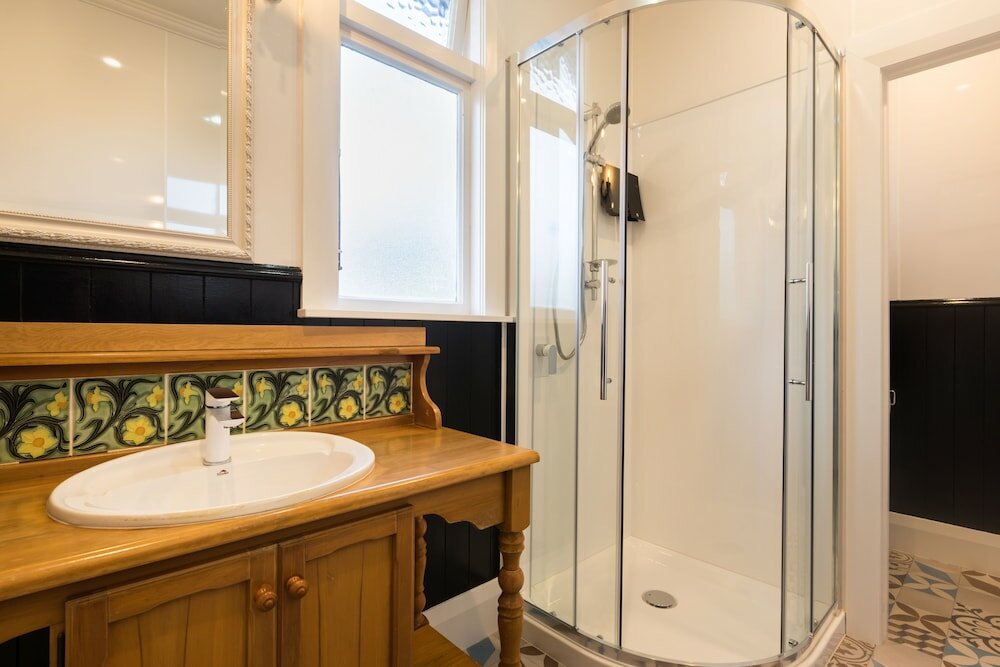 Фото Harold House