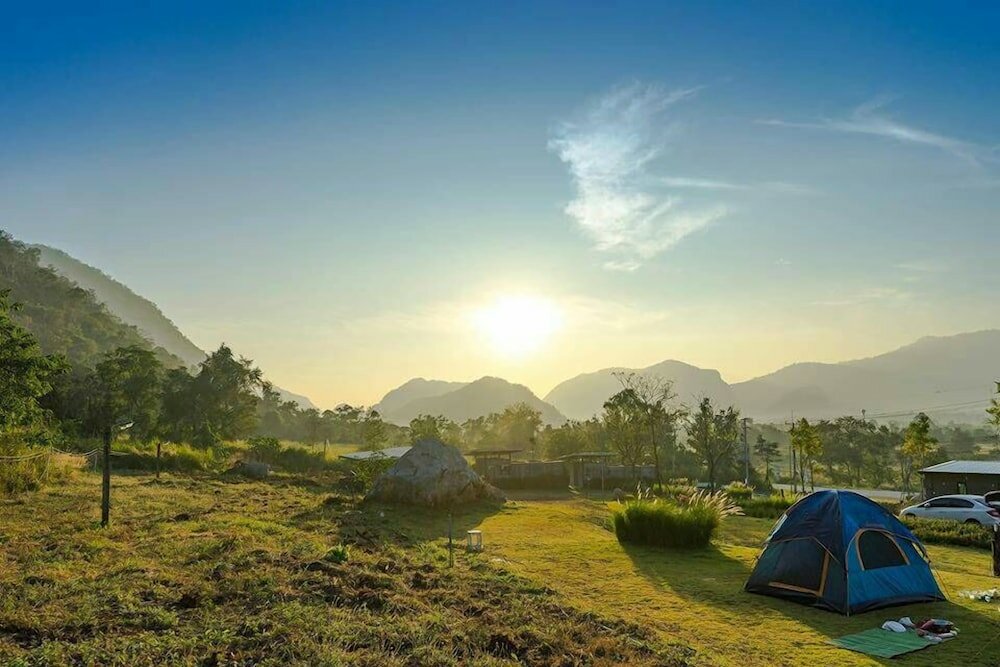 Фото Rabbit Hill Cafe and Resort @ Khao Yai