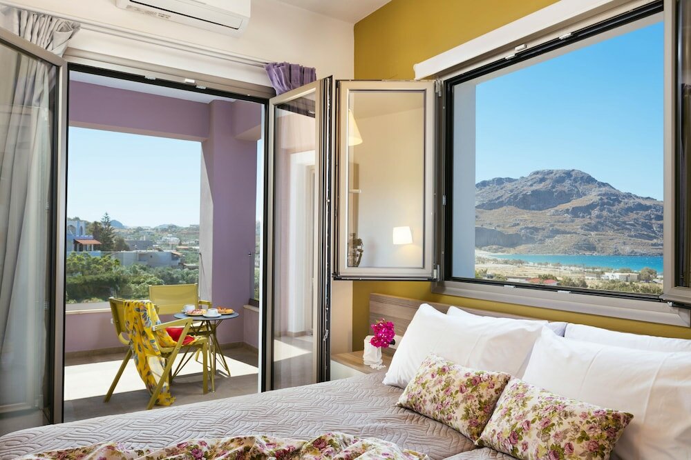 Фото Sea View Luxury Apartment