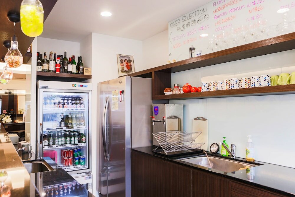 Фото Sleepy Dragon Hostel