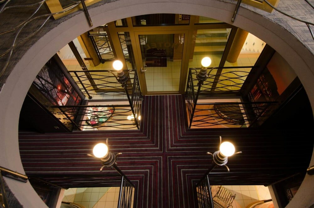 Фото Hotel Atrium