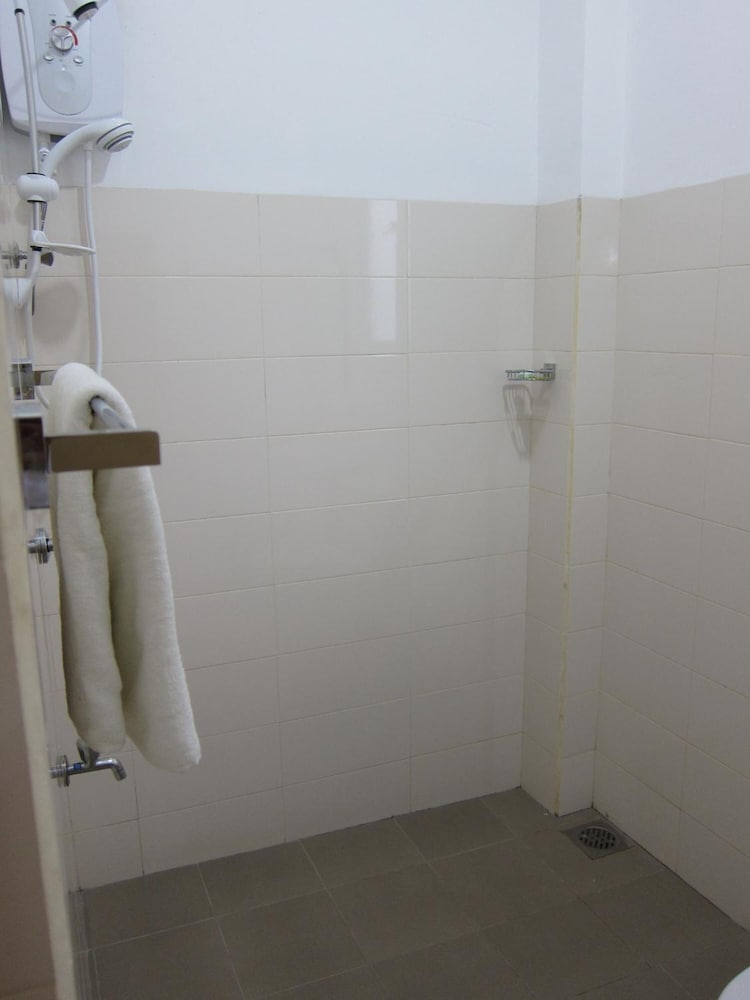 Фото Hotel Oviya