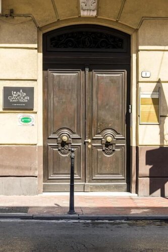 Гостиница Cavour Guest House в Вентимилии
