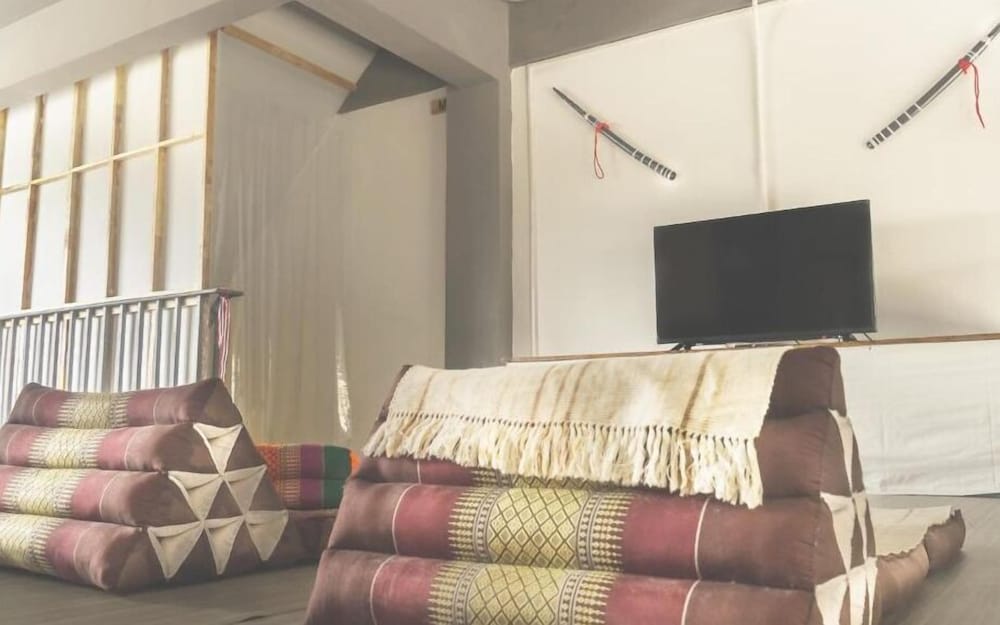 Фото Sleepaholic Hostel