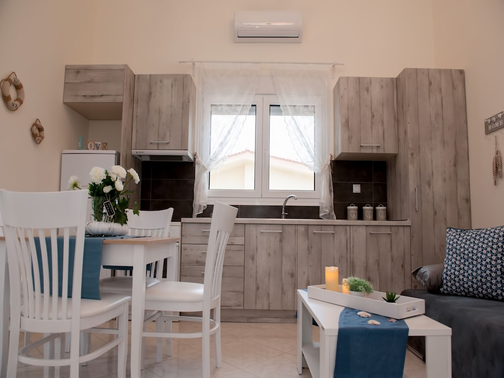 Фото Villa Elaia Mare