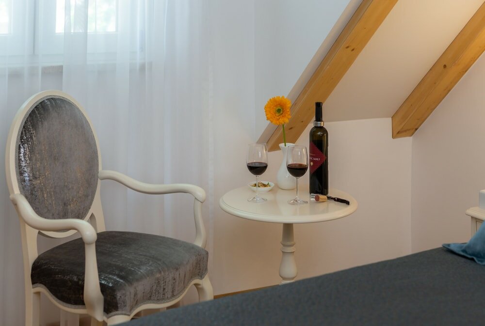 Фото Priska Heritage Rooms