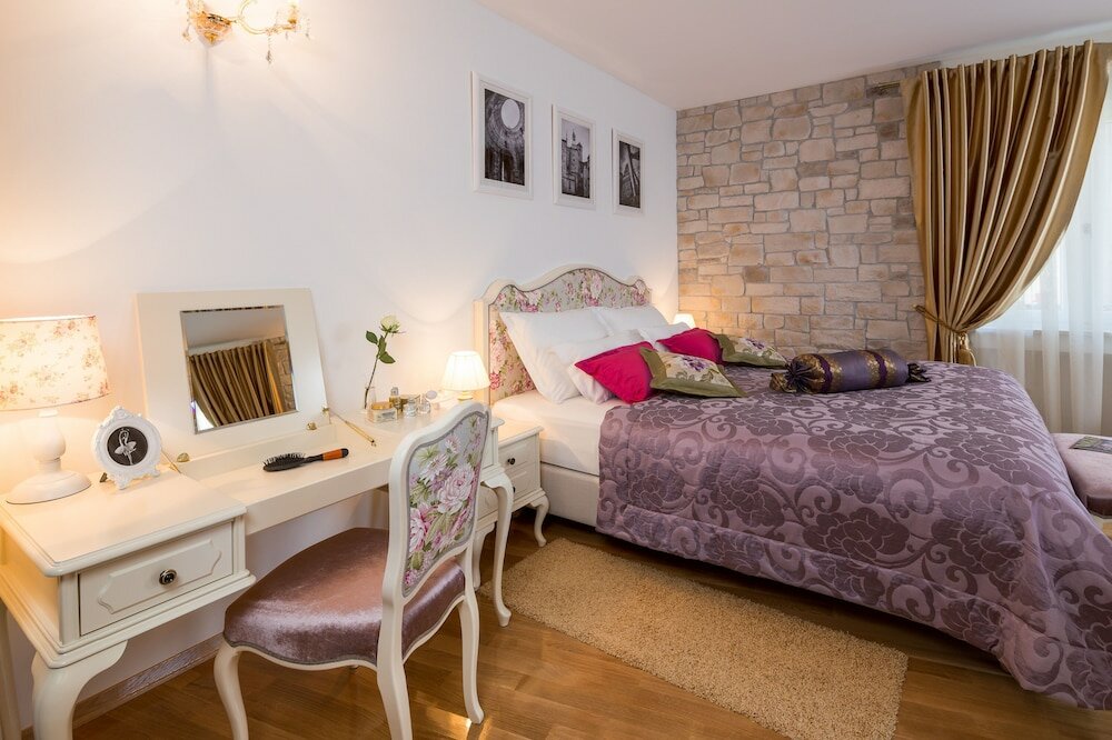 Фото Priska Heritage Rooms