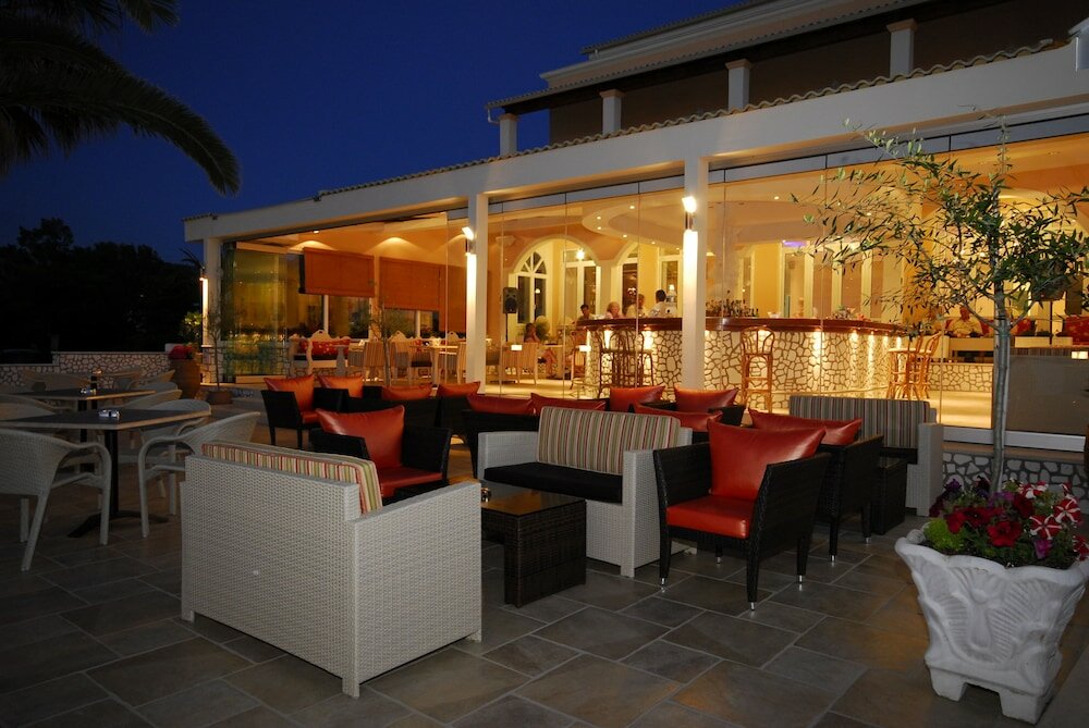 Фото Hotel Coral