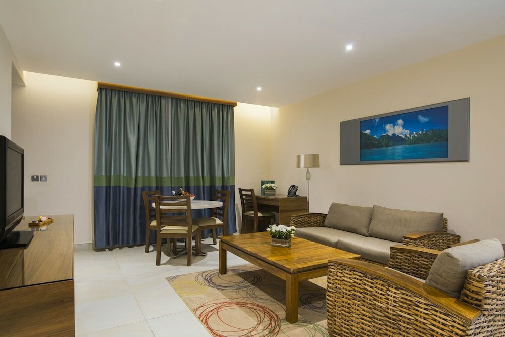 Фото The Palms Beach Hotel And SPA