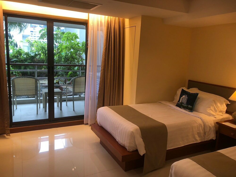Фото Andaman Beach Suites Hotel