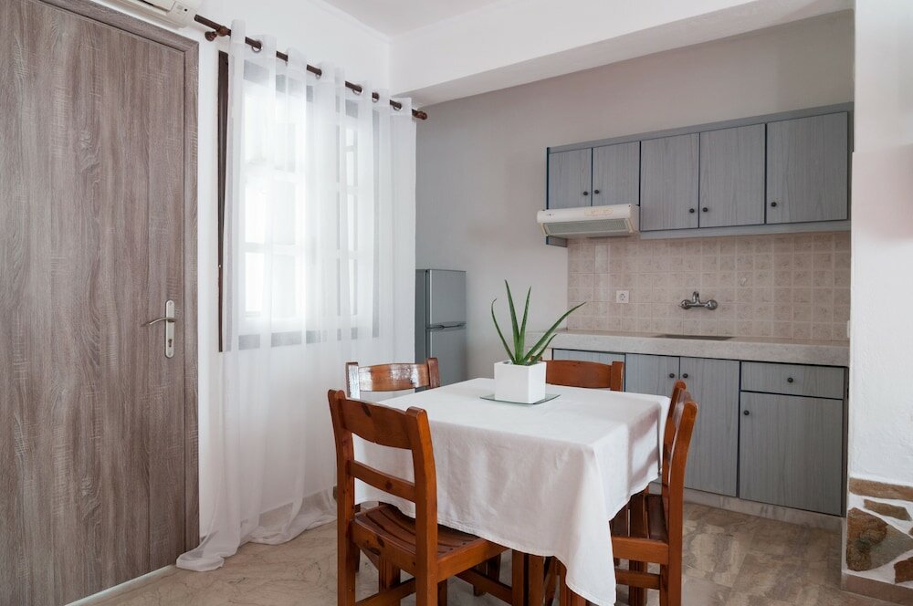 Фото Holiday Beach Resort