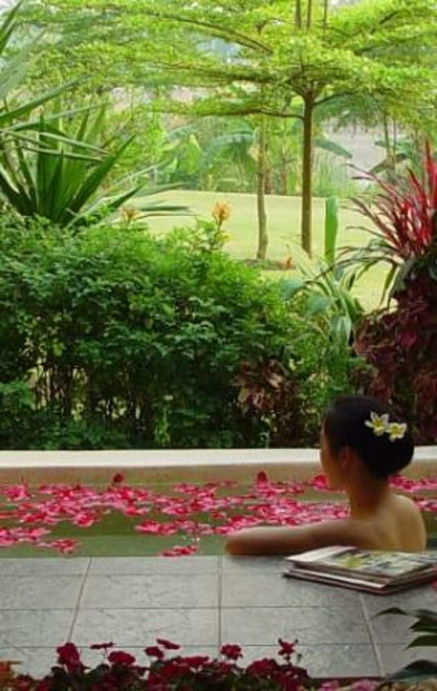 Фото The Imperial River House Resort