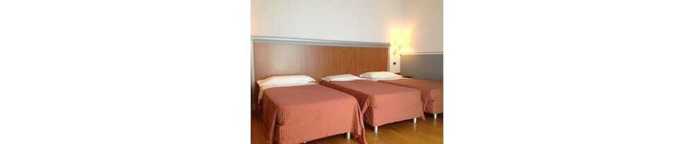 Фото West Florence Hotel