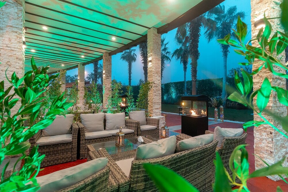 Фото Holiday Inn Kuwait Salmiya