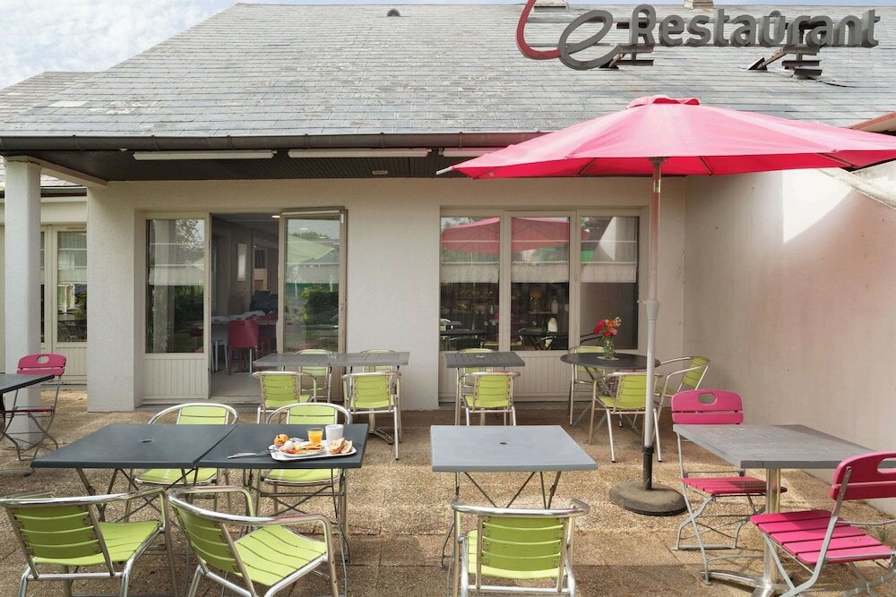 Фото Campanile Morangis Orly