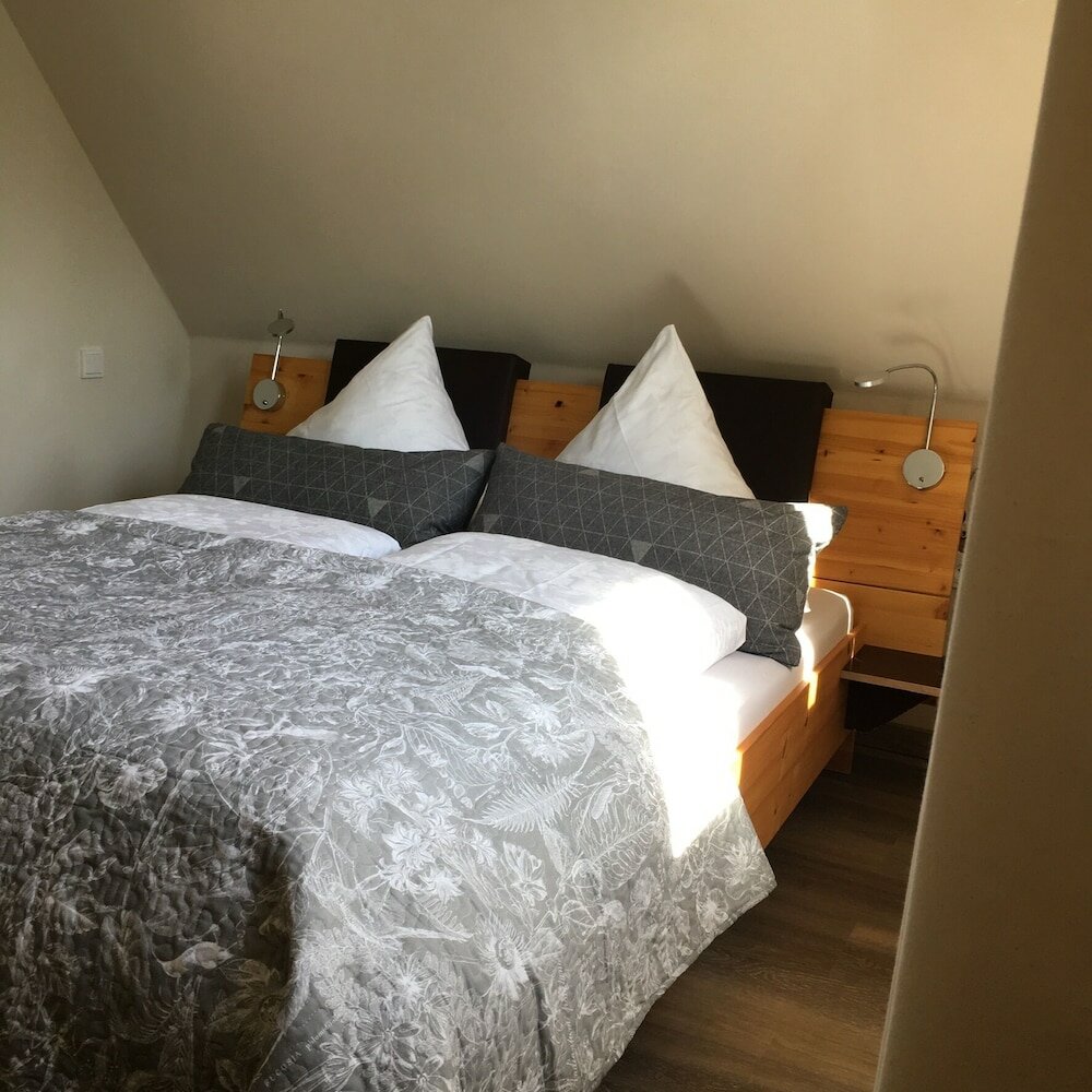 Фото Schmuckkästle am Hafen