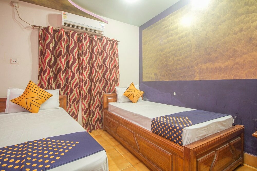 Фото Spot On 48821 Hotel Chitra