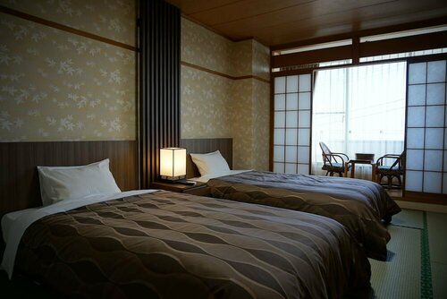 Гостиница The Gran Resort Elegante Atami в Атами