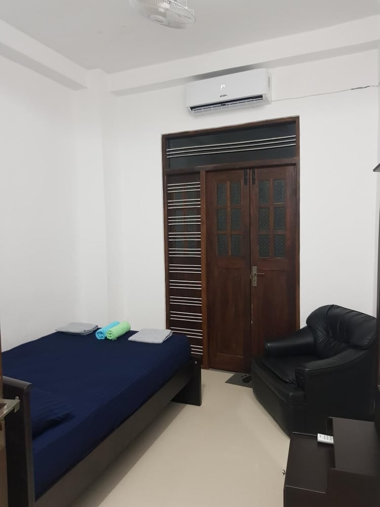 Фото Steps Backpackers Hostel