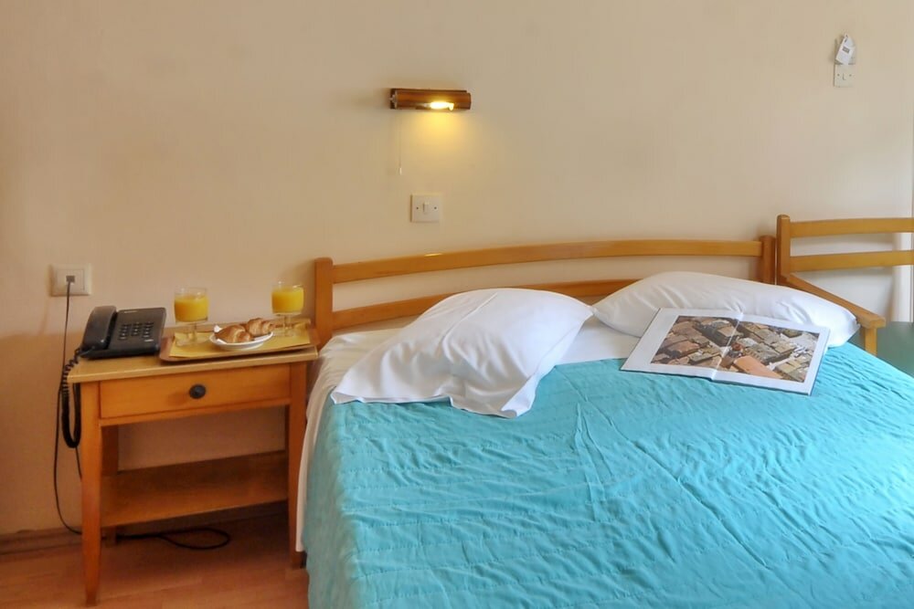 Фото Atlantis Hotel