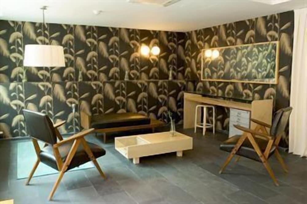 Фото La Plaza II