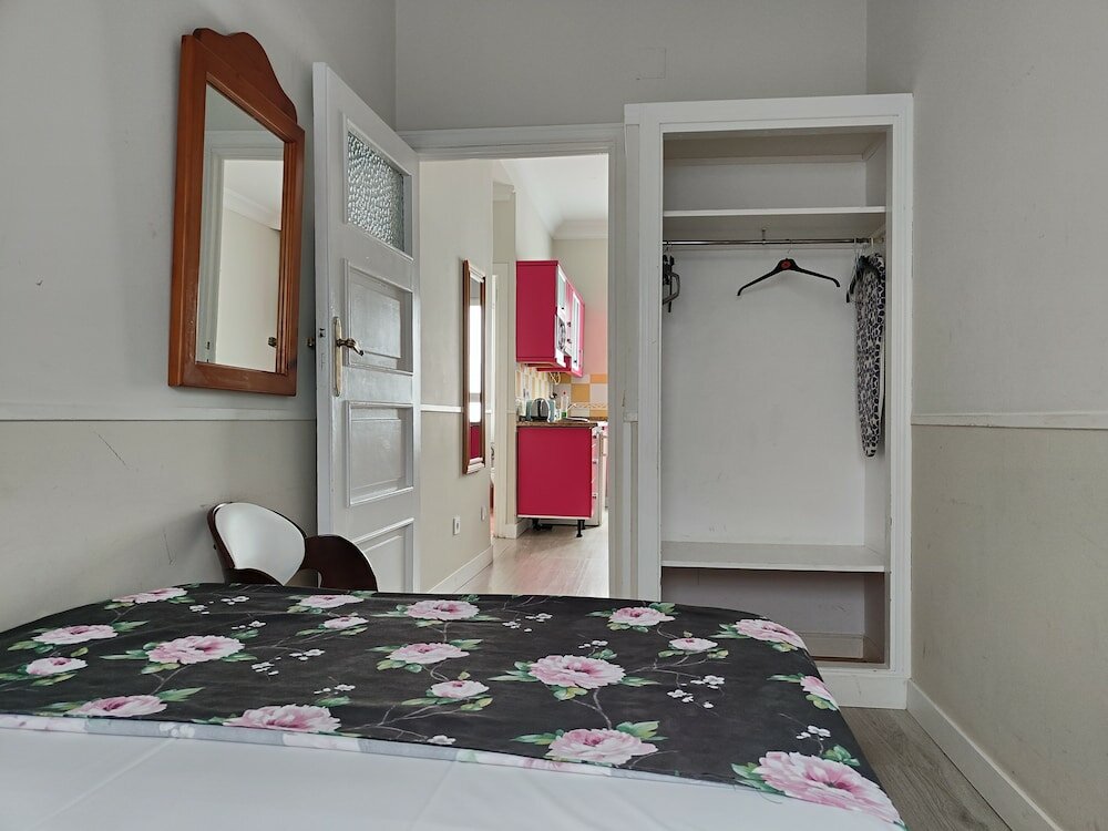 Фото Apartamentos Mayor Centro