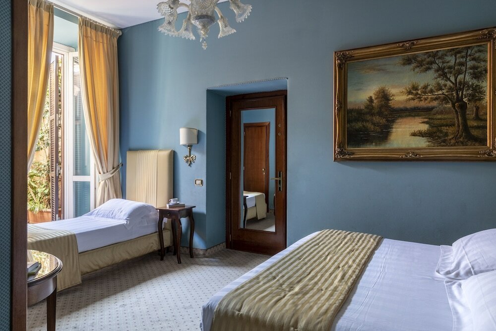 Фото Hotel Scalinata di Spagna