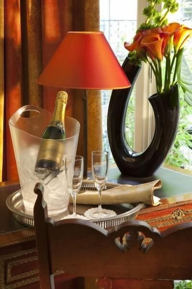 Фото Hôtel Kleber Paris & SPA