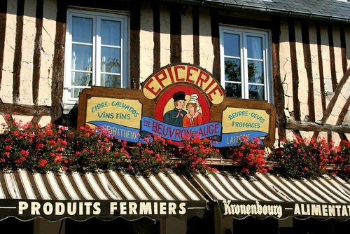 Гостиница Hôtel des Thermes et du Casino в Кане