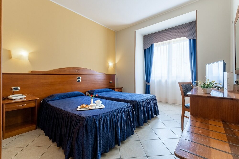 Фото Hotel Relax