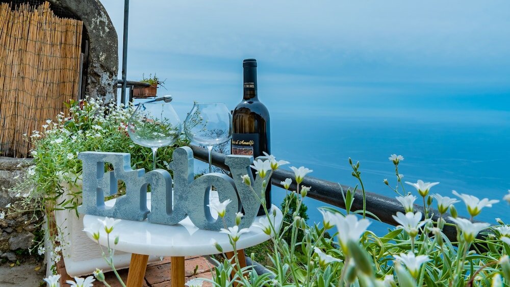 Фото Albergo Diffuso Bacco Furore