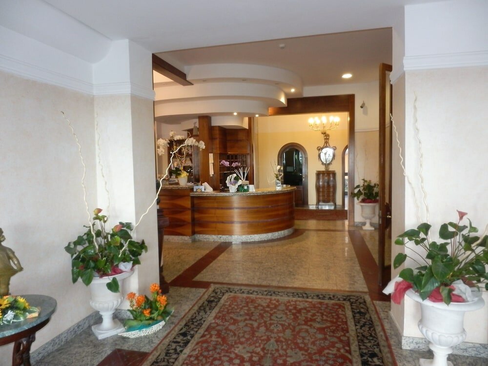 Фото Hotel Residence Villa Jolanda