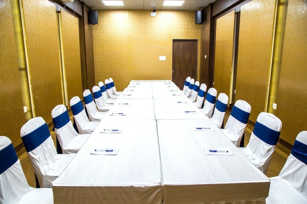 Фото Hotel Tip Top Plaza