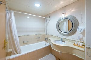 Гостиница Crystal Plaza Hotel