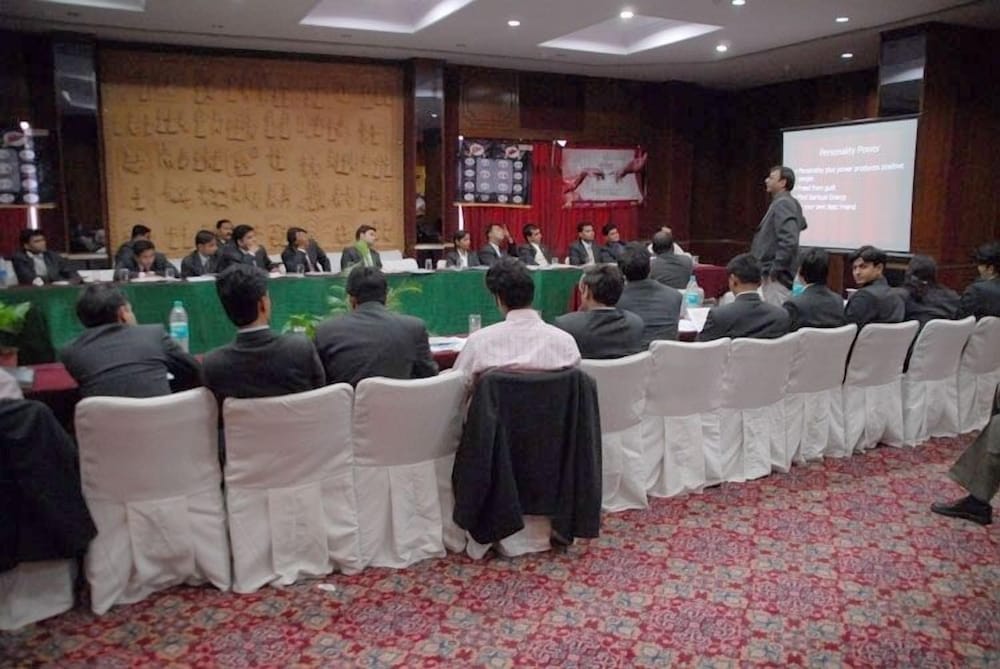 Фото Hotel Jaipur Palace