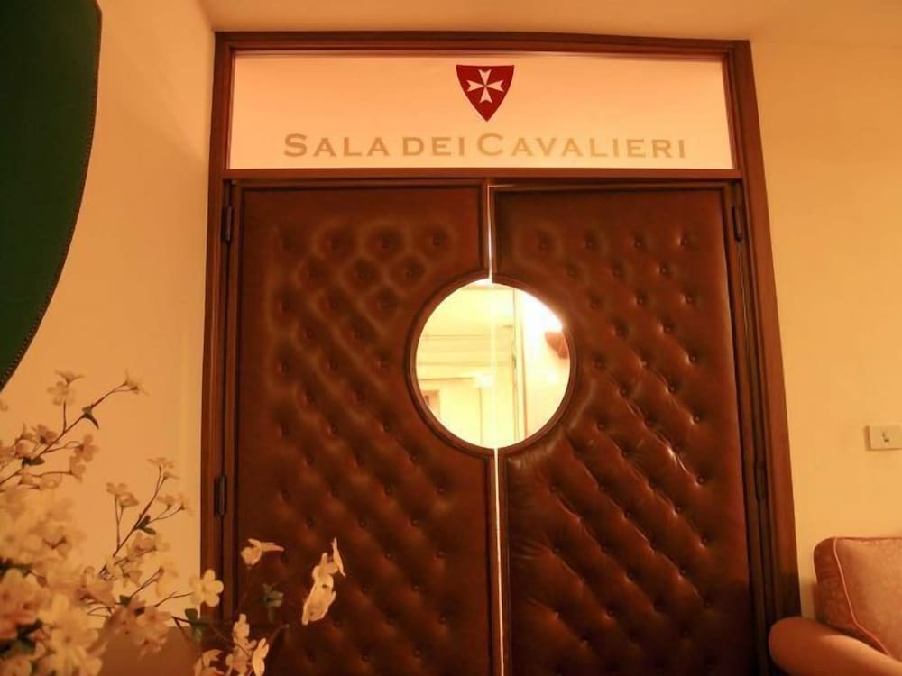 Фото Grand Hotel Boston