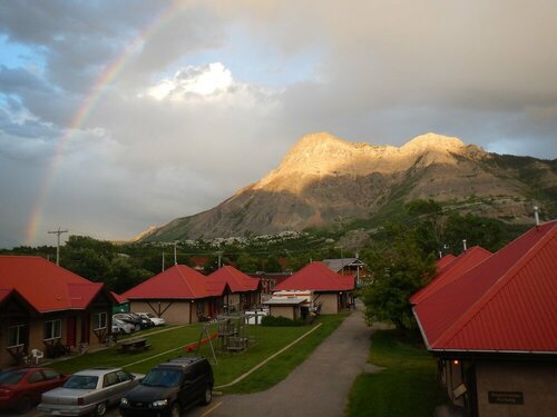 Гостиница Aspen Village Inn