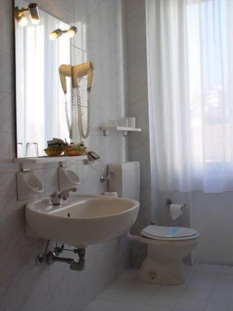 Фото Grand Hotel Boston