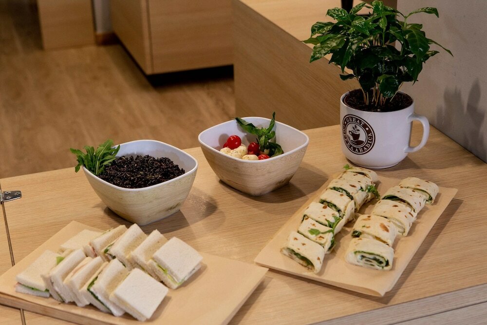 Фото Polo Younique Hotel