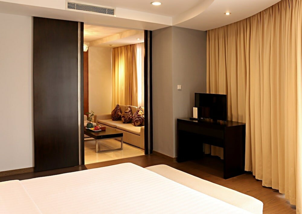 Фото Palace Hotel Saigon