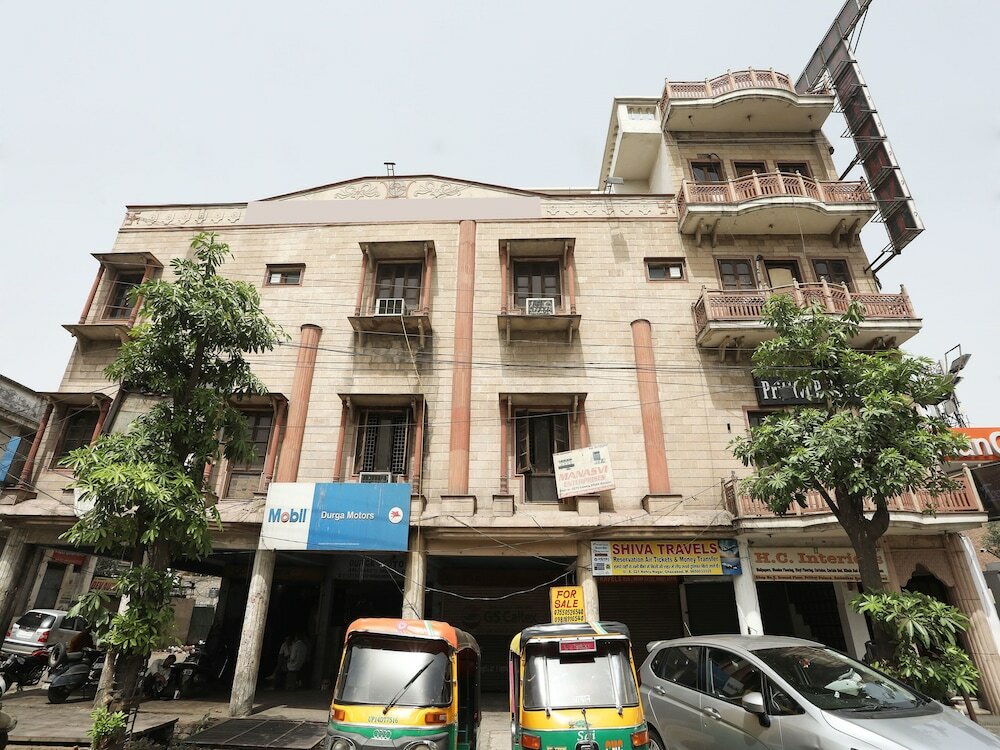 Фото Oyo 12671 Hotel Prithvi Palace