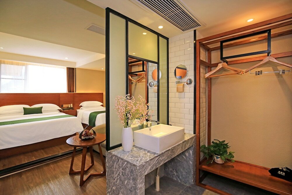 Фото Immersing Hotel Guihu Branch