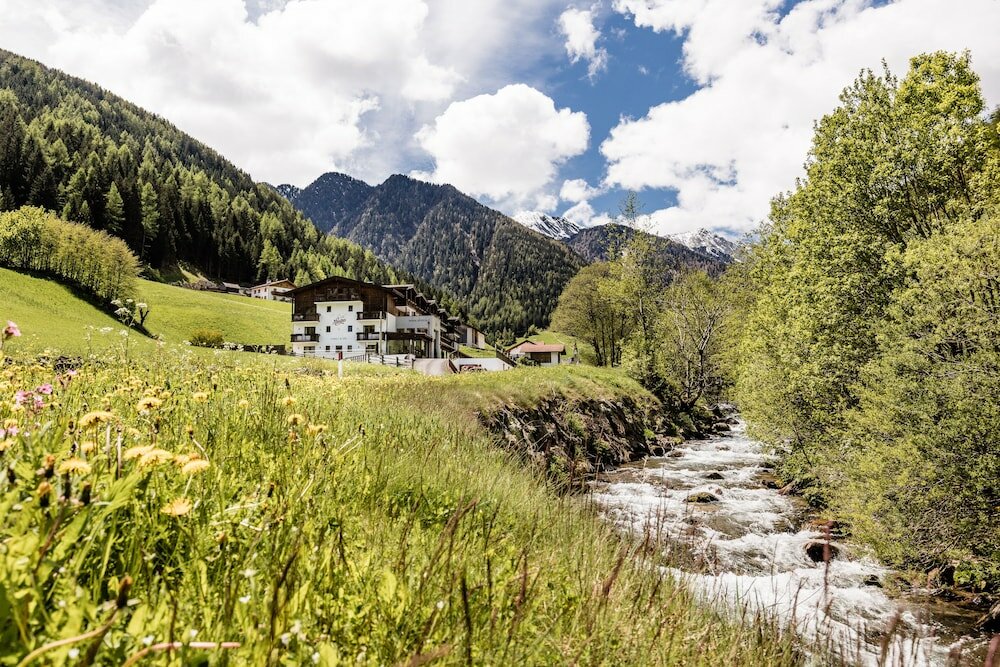 Фото Almina Family and SPA