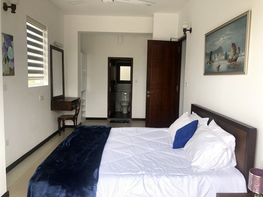 Фото The Apartments by Lanka Vacations