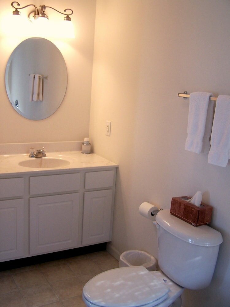 Фото The Baywood Bed & Breakfast