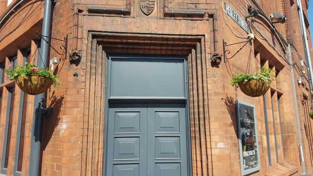 Фото The Royal Hotel Crewe