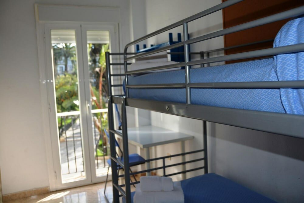 Фото Residencia de Estudiantes Cádiz Centro