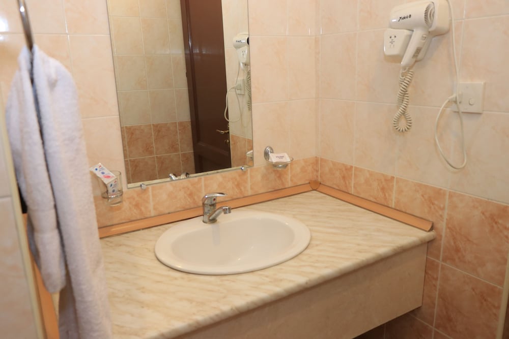 Фото Musa Ler Hotel Yerevan